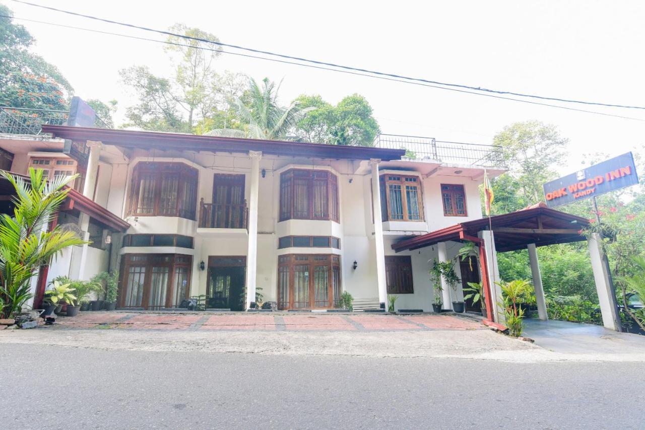 Oak Wood Inn Kandy Exterior foto